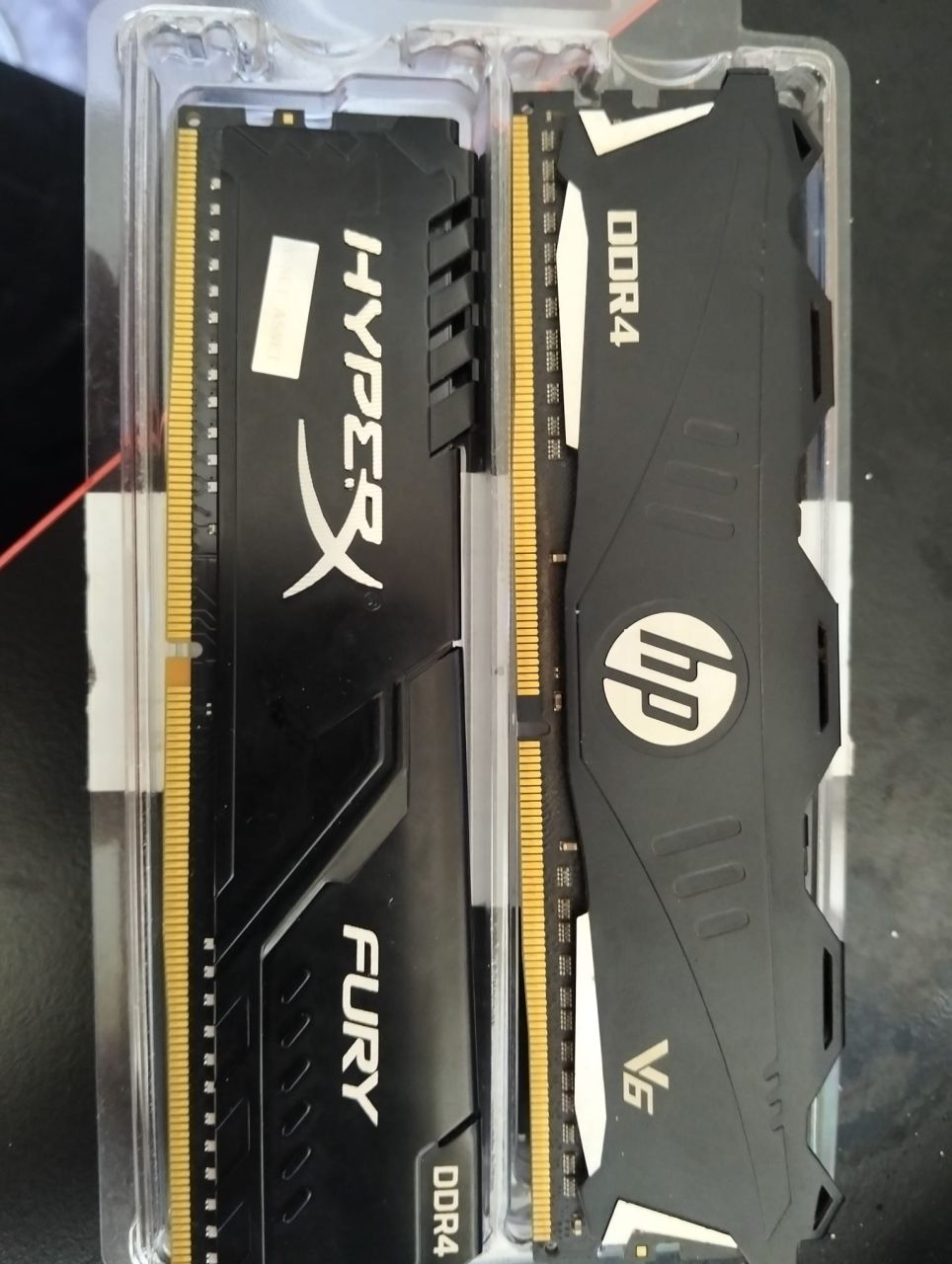 16 GB (2x8GB) DDR4 3200 MHz Masaüstü RAM Seti (HyperX Fury & HP