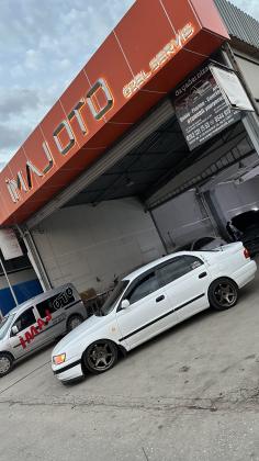 Toyota Carina 2.0 GLI bakımlı